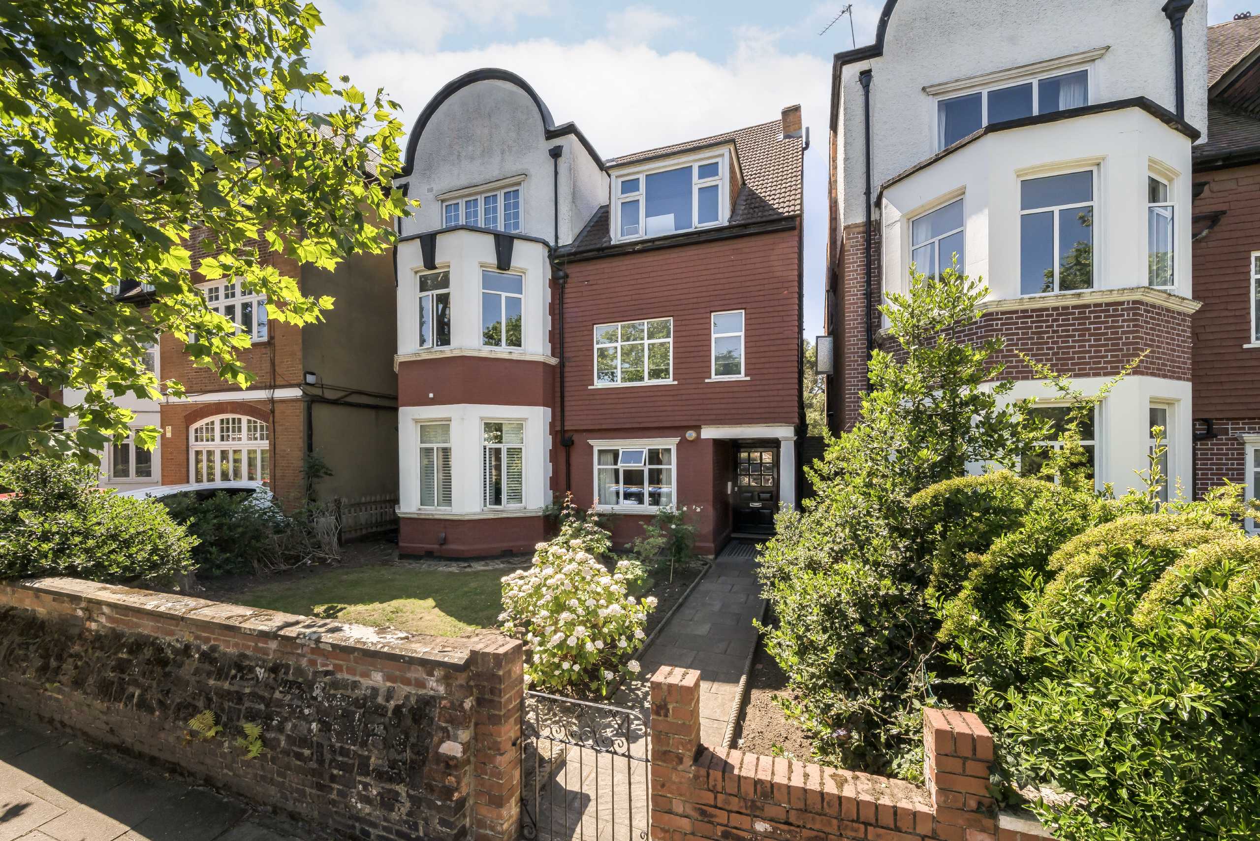 House Dartmouth Road in Greater London