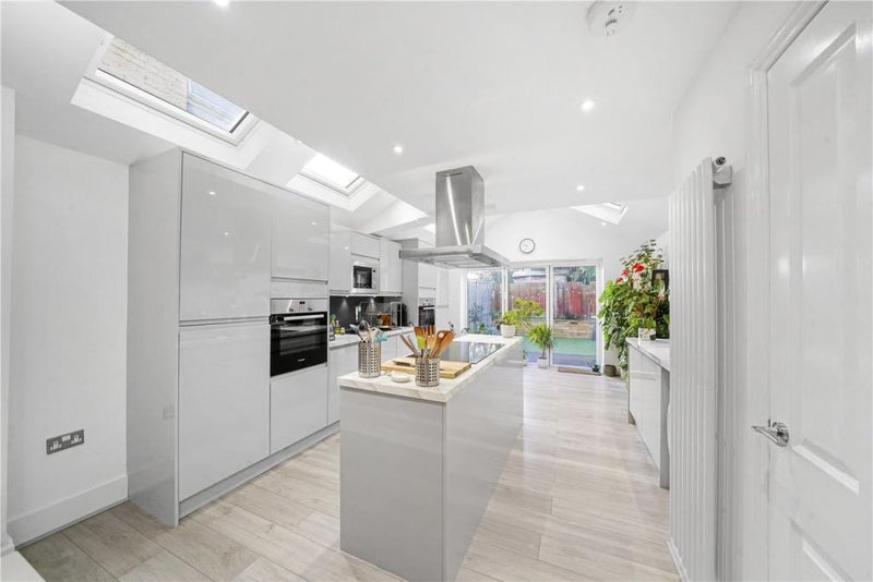 Room Rubens Street in Greater London