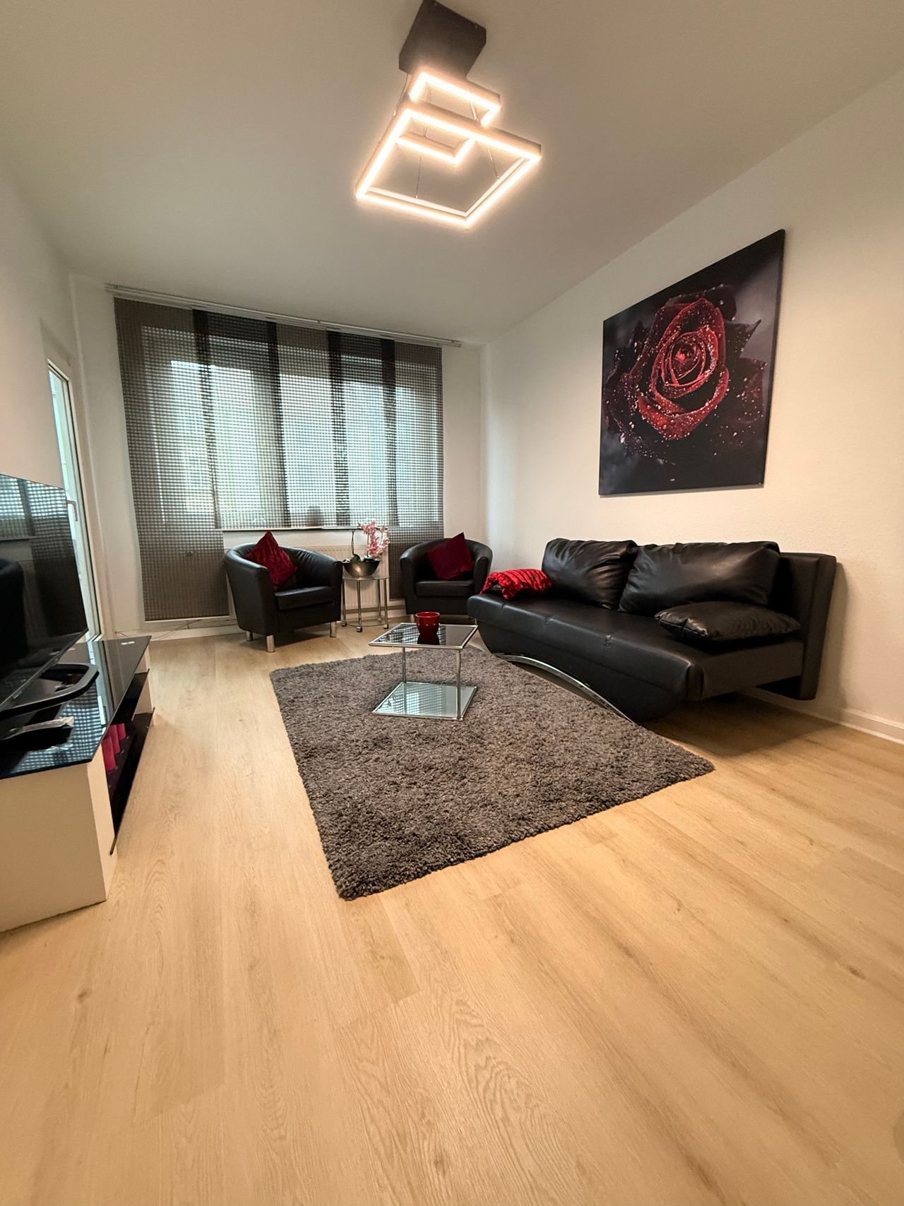 Wohnung Kölner Straße in Düsseldorf