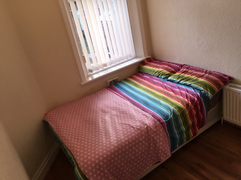 Flat Warton Terrace in Newcastle upon Tyne
