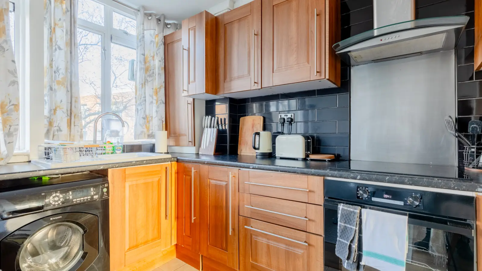 Flat Harrow Road in City of Westminster