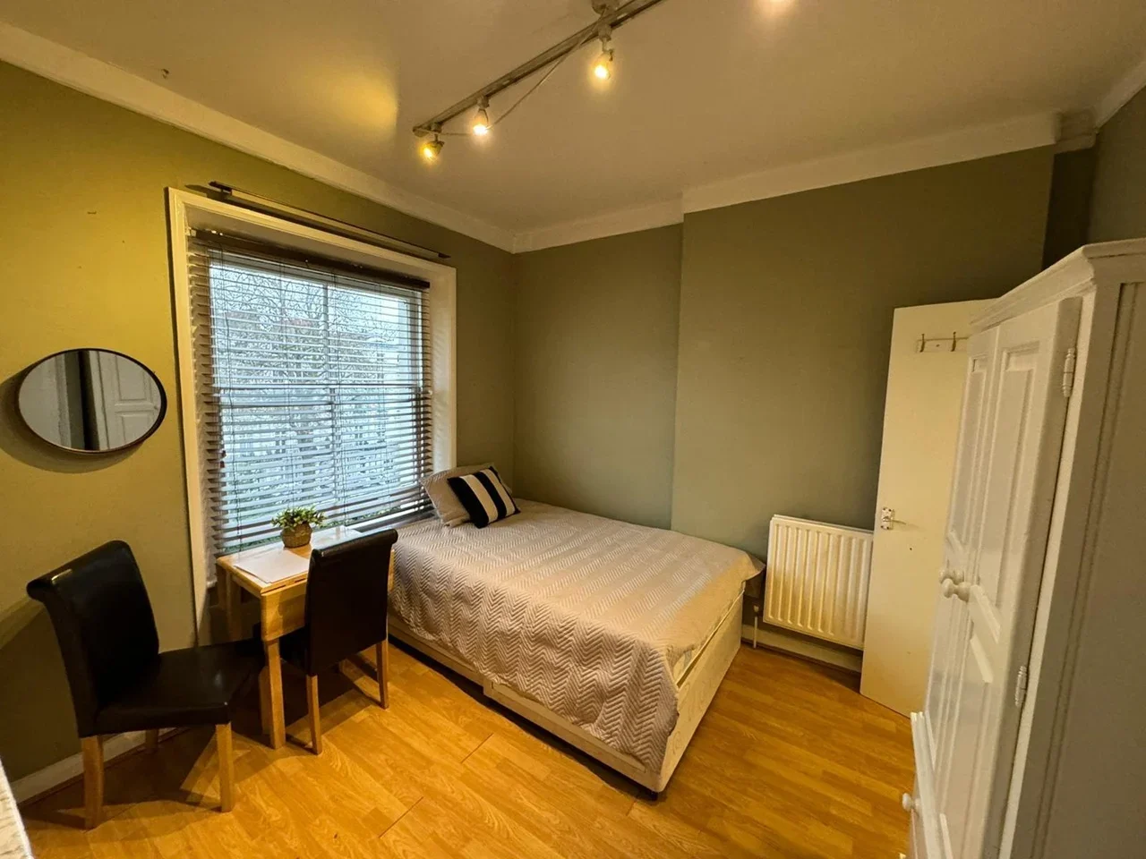 Flat Leinster Square - Prince's Square in City of Westminster