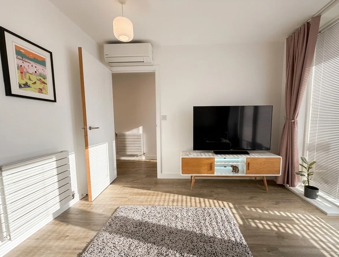 Flat Batavia Road in Greater London
