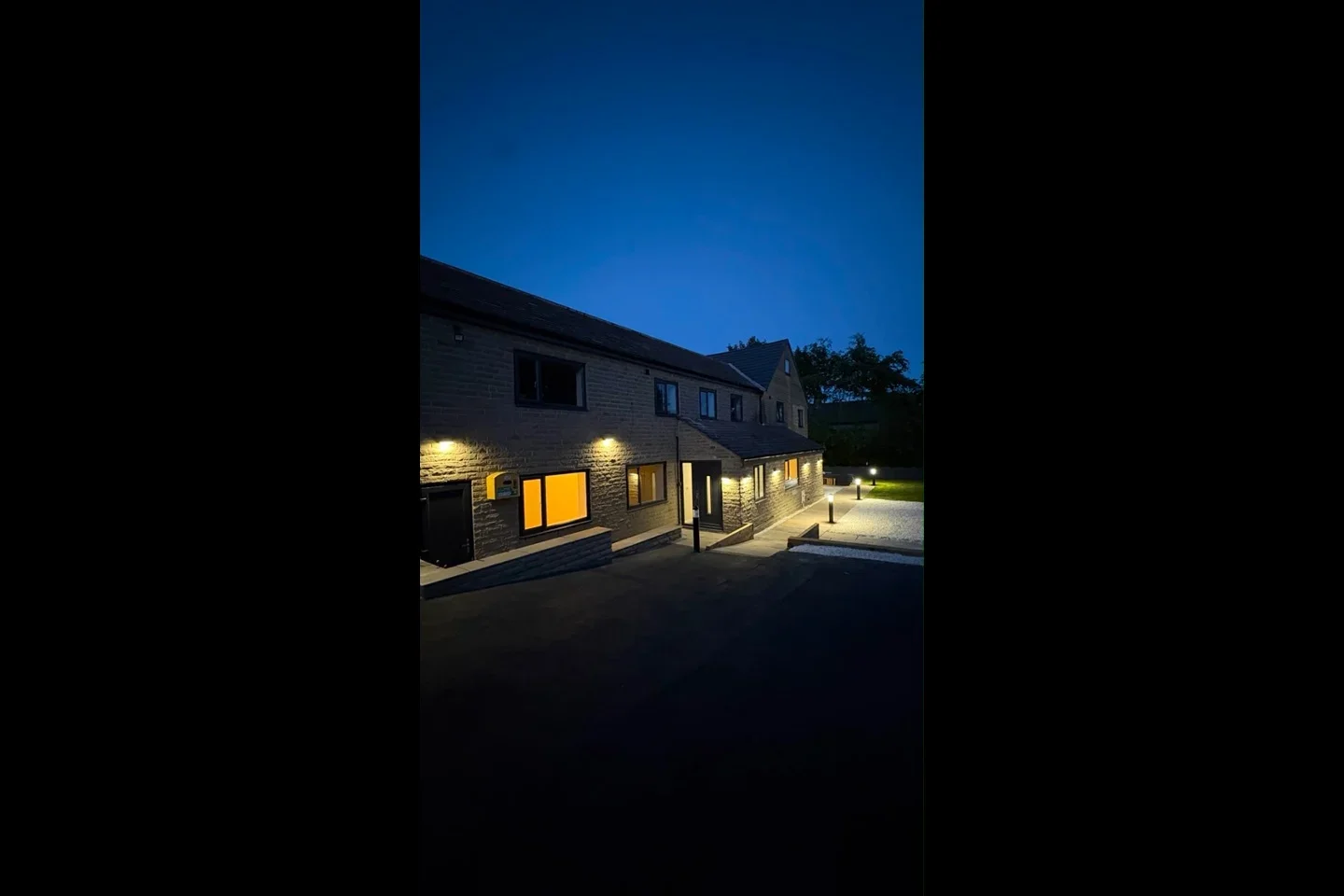 Flat Bramley Lane in Yateley