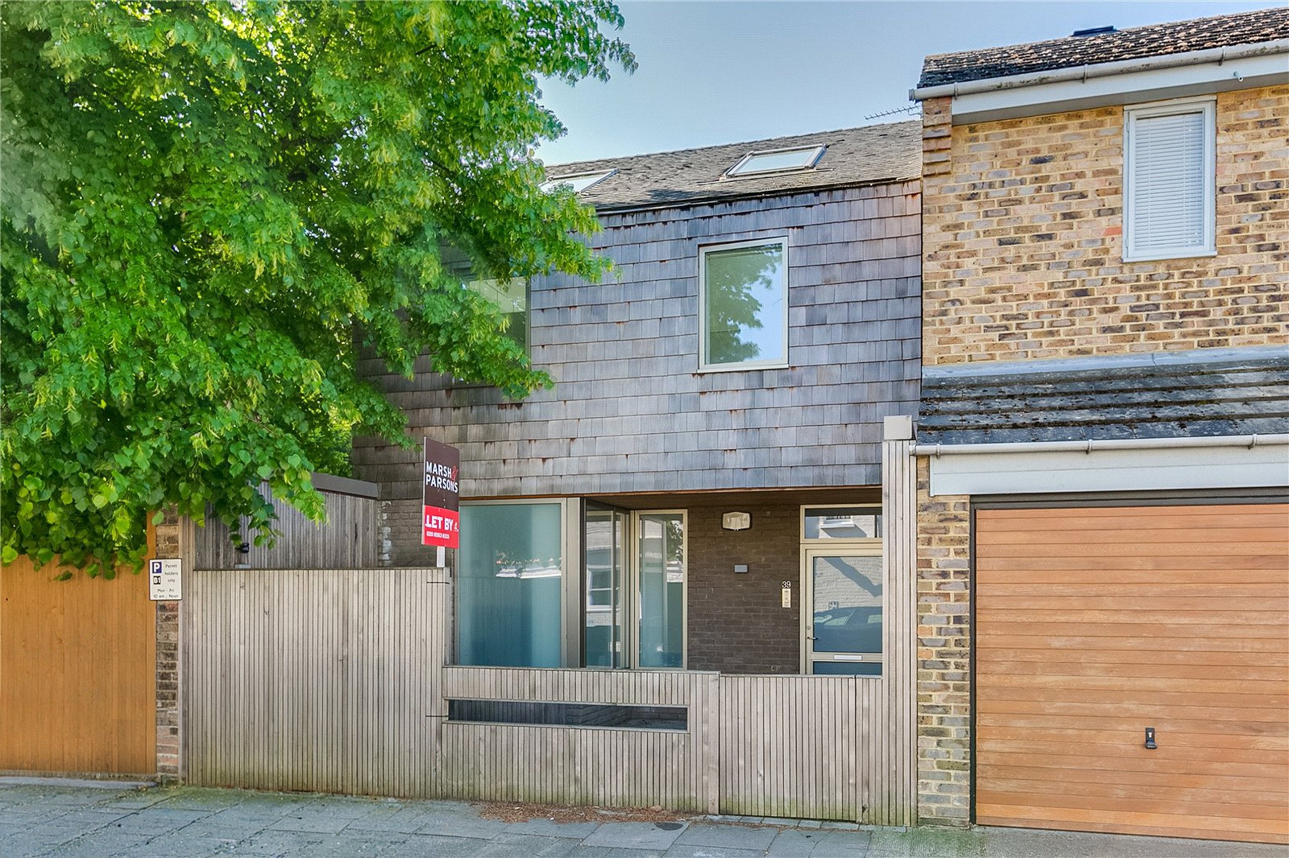 House Glentham Road in Greater London