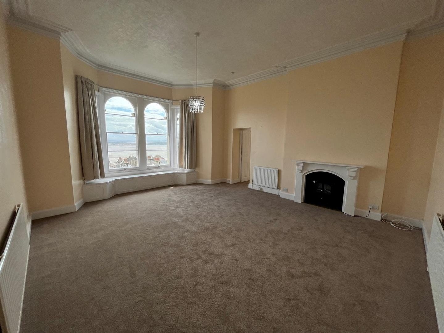 Flat South Road in Weston-super-Mare