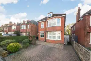 Flat Northampton Road in Greater London