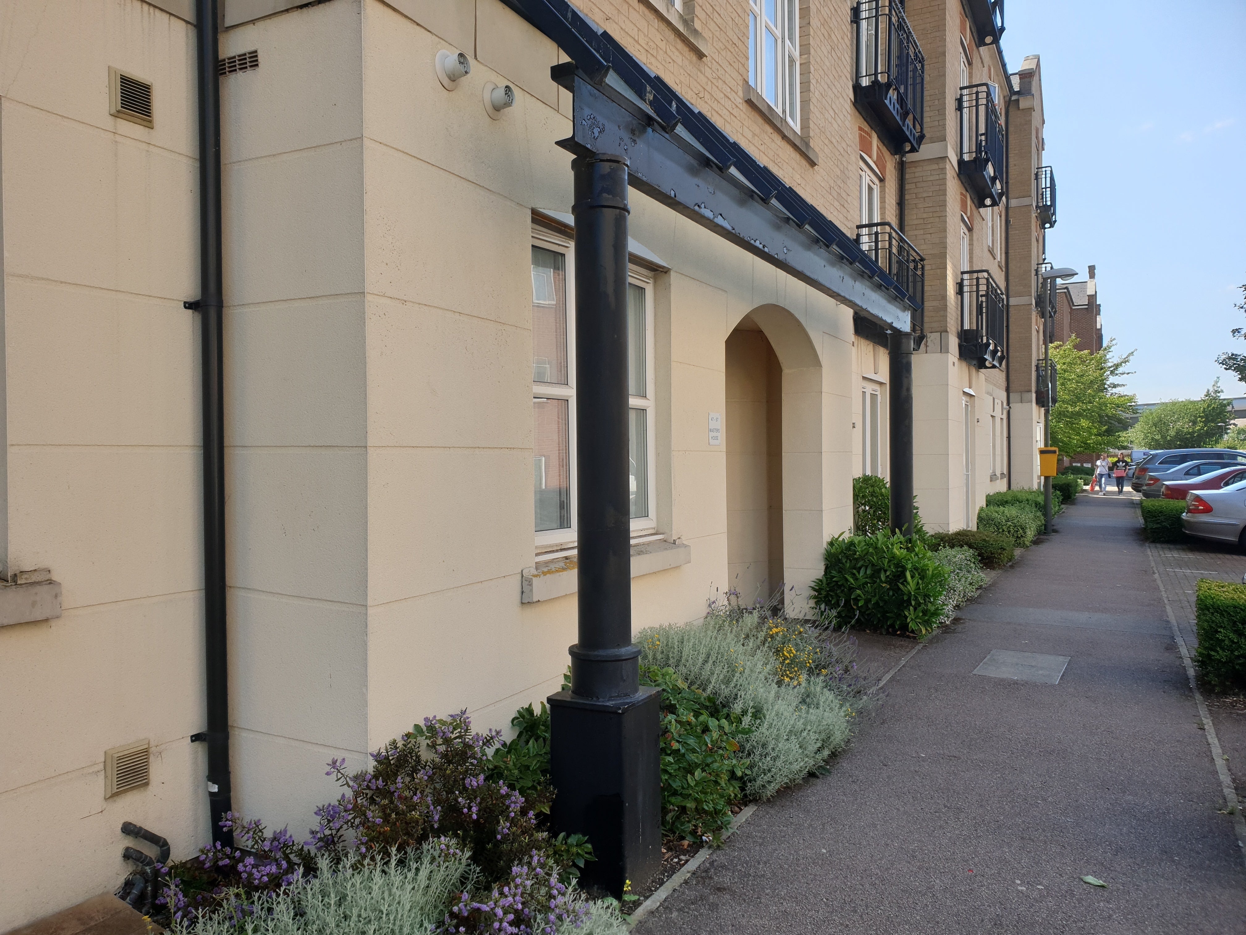 Flat Coxhill Way in Aylesbury