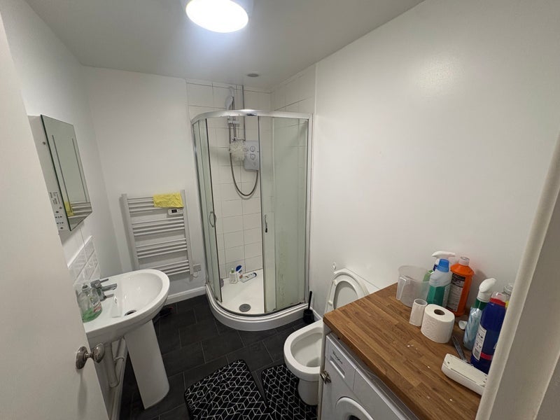 Flat Conygre Grove in Bristol