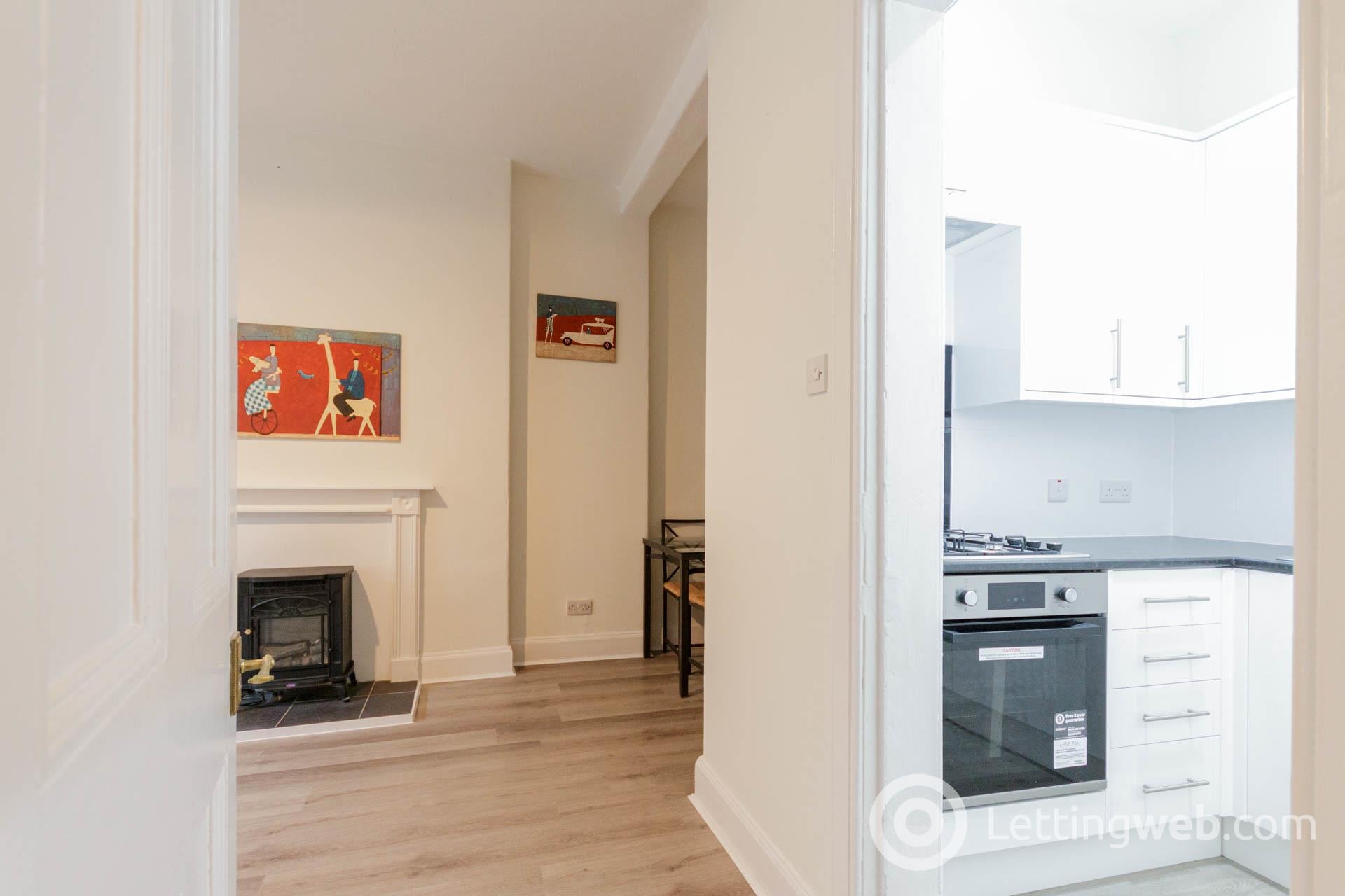 Flat Gorgie Road in City of Edinburgh