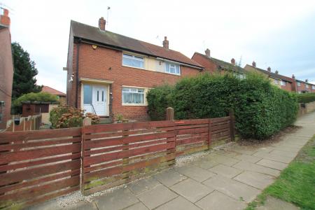 House Albert Drive in Leeds
