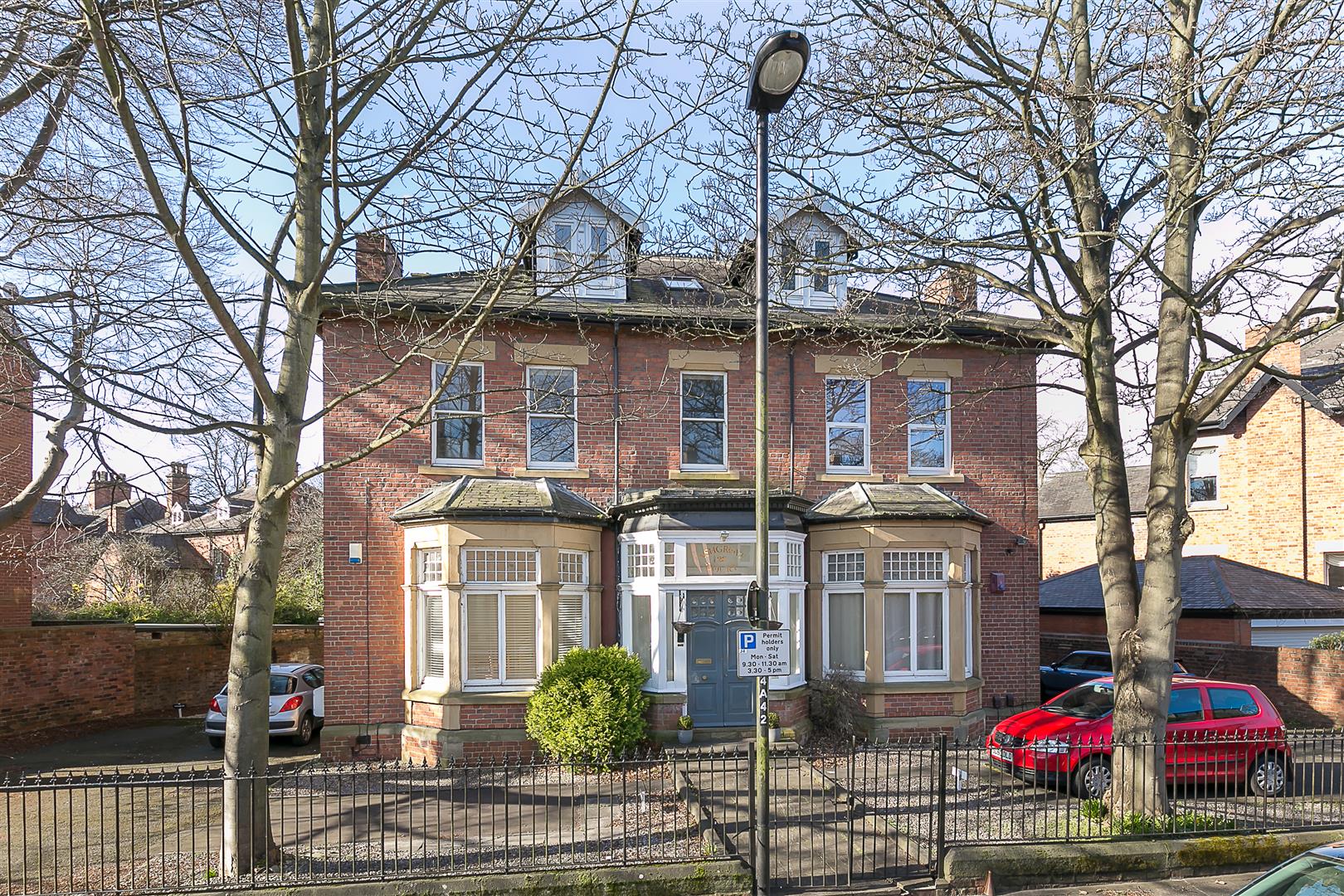 Flat Akenside Terrace in Newcastle upon Tyne