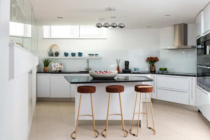 Flat Kean Street in City of Westminster