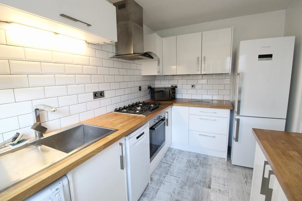 House Seaview Close in Aberdeen City