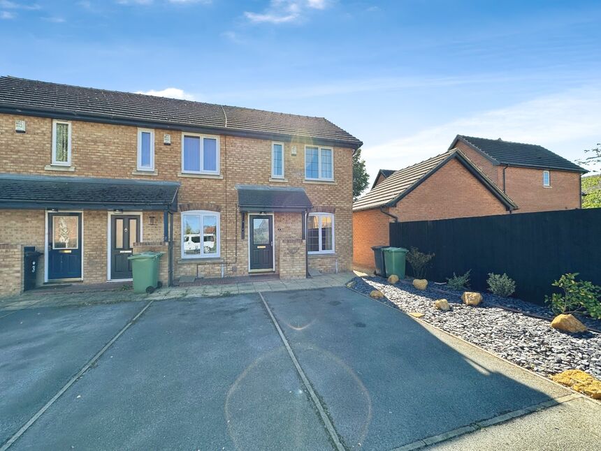 House Suffield Close in Gildersome