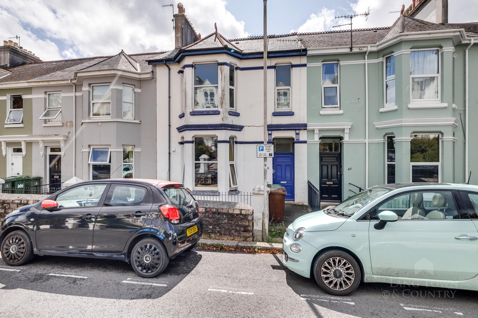 Flat Connaught Avenue in Plymouth