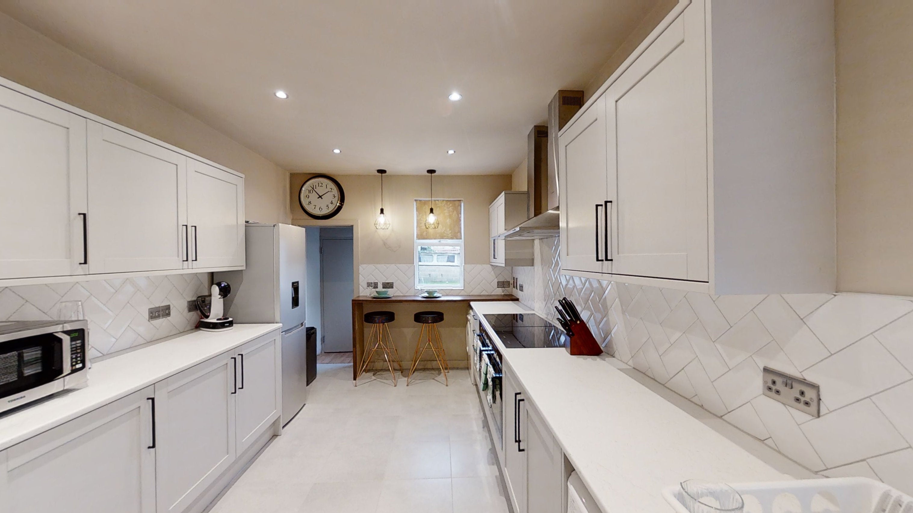 Room Rock Avenue in Gillingham
