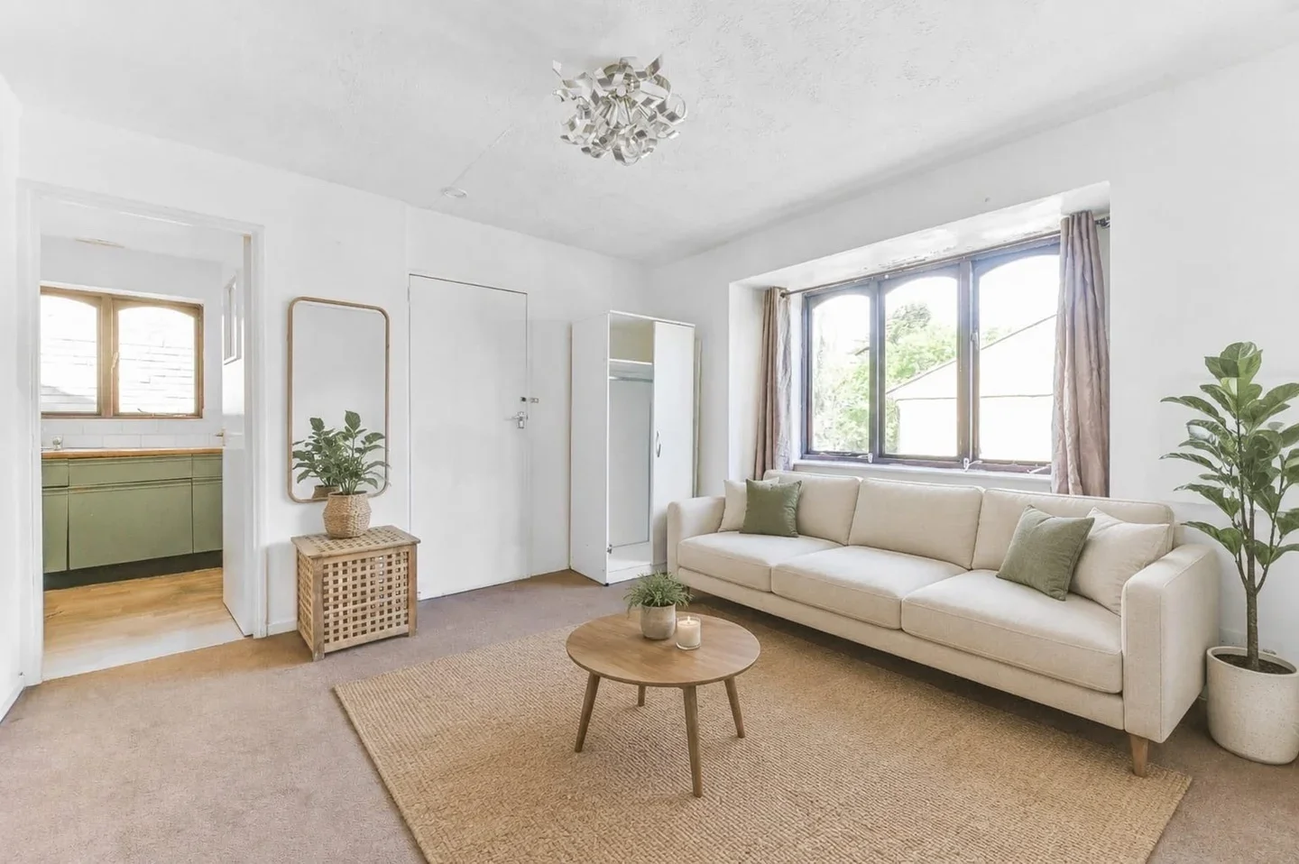 Flat Ludford Close in Greater London