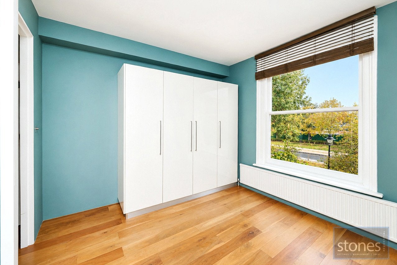 Flat Winchester Road in Greater London