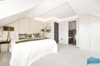 Flat Arkwright Road in Greater London