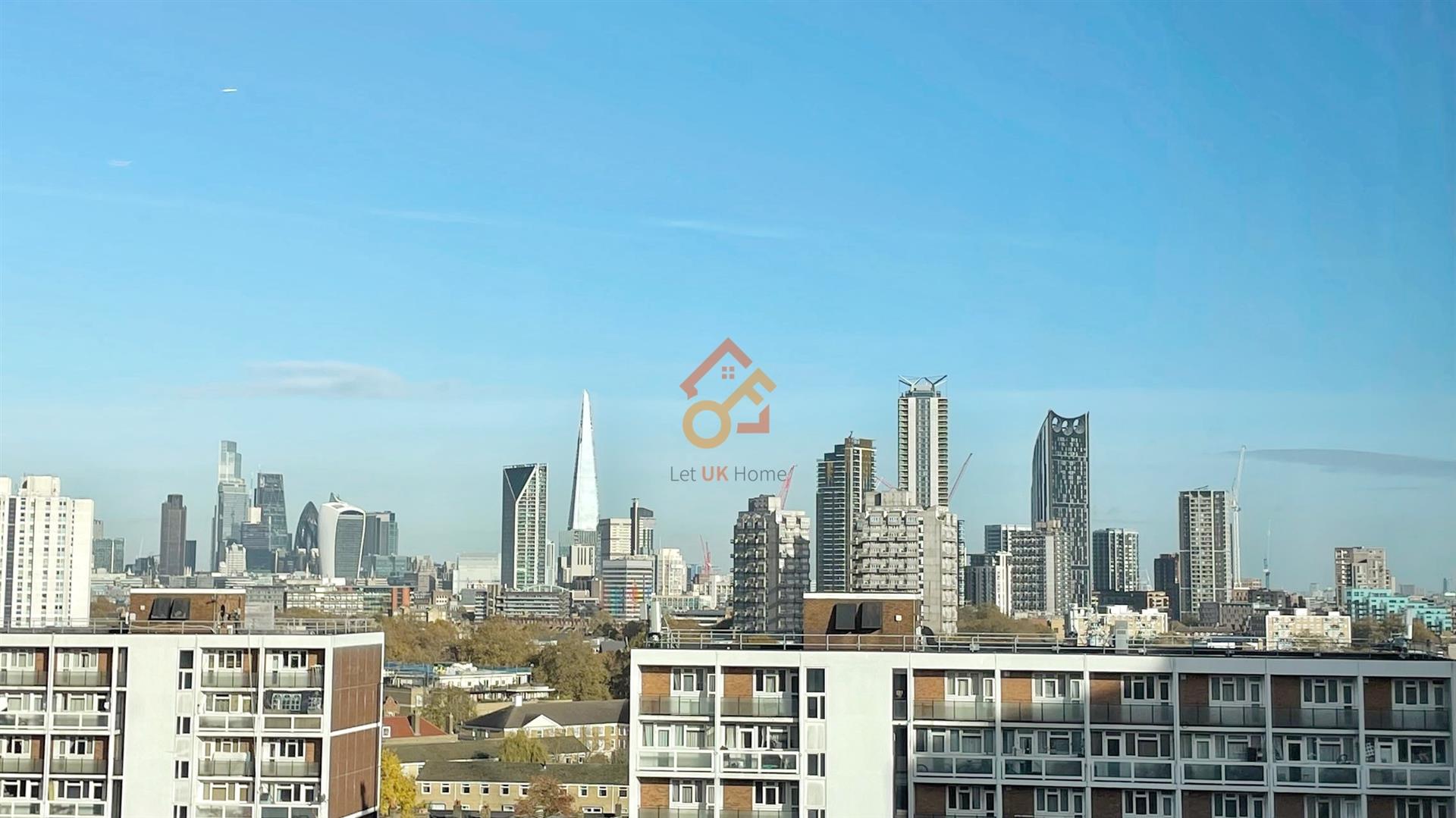 Flat Kennington Lane in Greater London