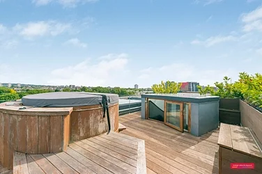 Flat Porchester Road in City of Westminster