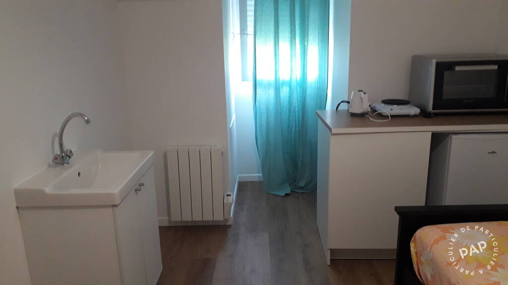 Room Route Nationale 190 in Issou