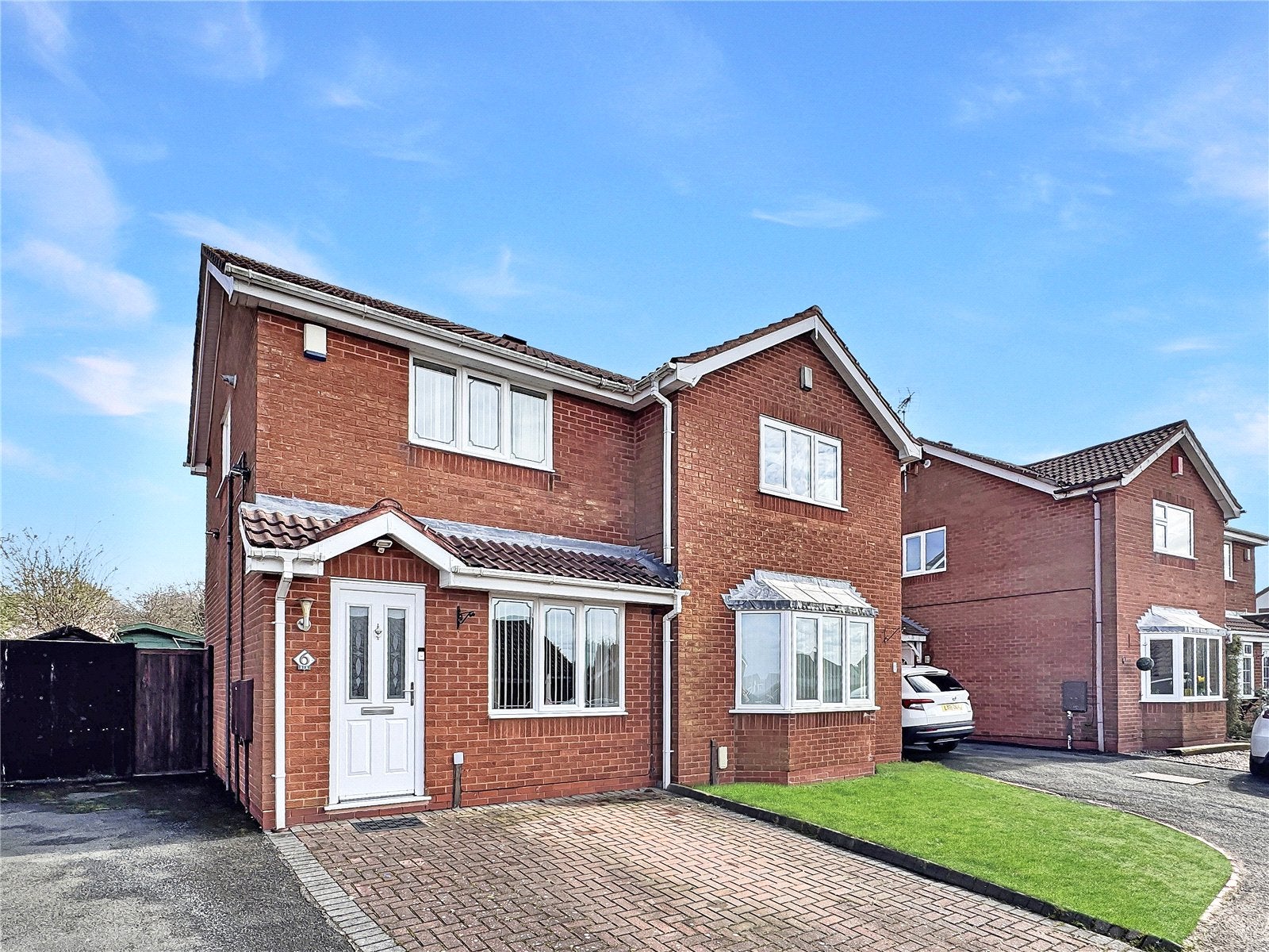 House Raven Close in South Staffordshire