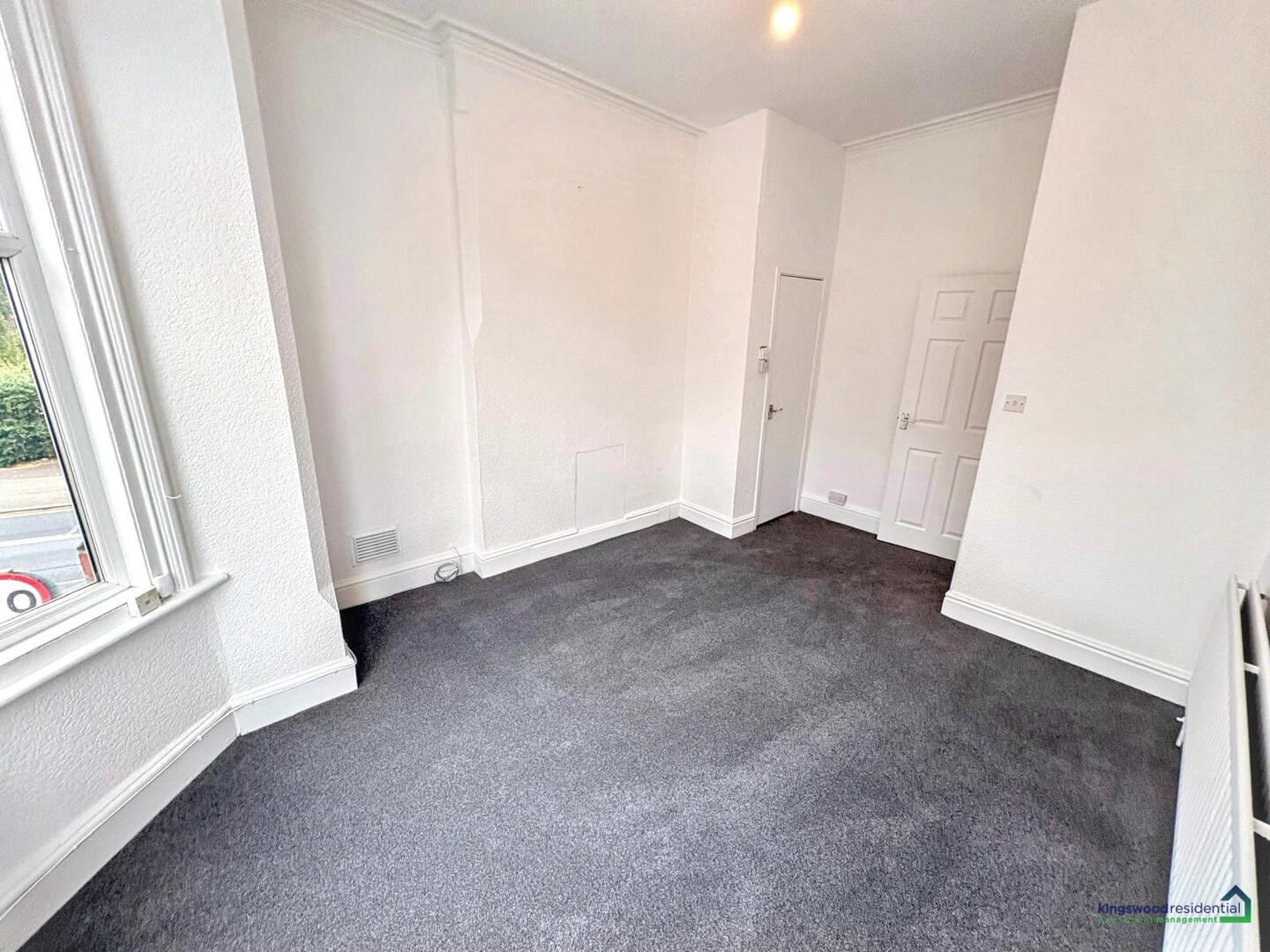 Flat Ebury Road in Nottingham