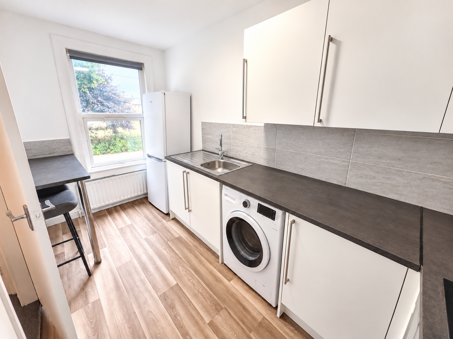 Flat Ebury Road in Nottingham