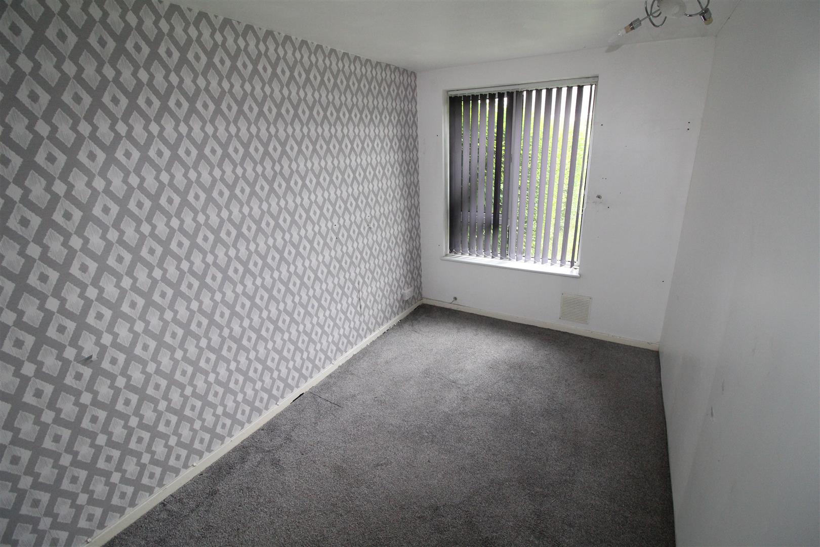 House Sundon Road in Houghton Regis