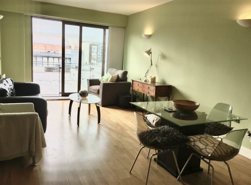 Room Isaac Way in Manchester