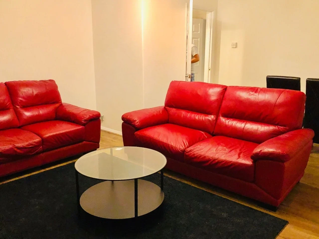 Flat Ambleside Avenue in Greater London