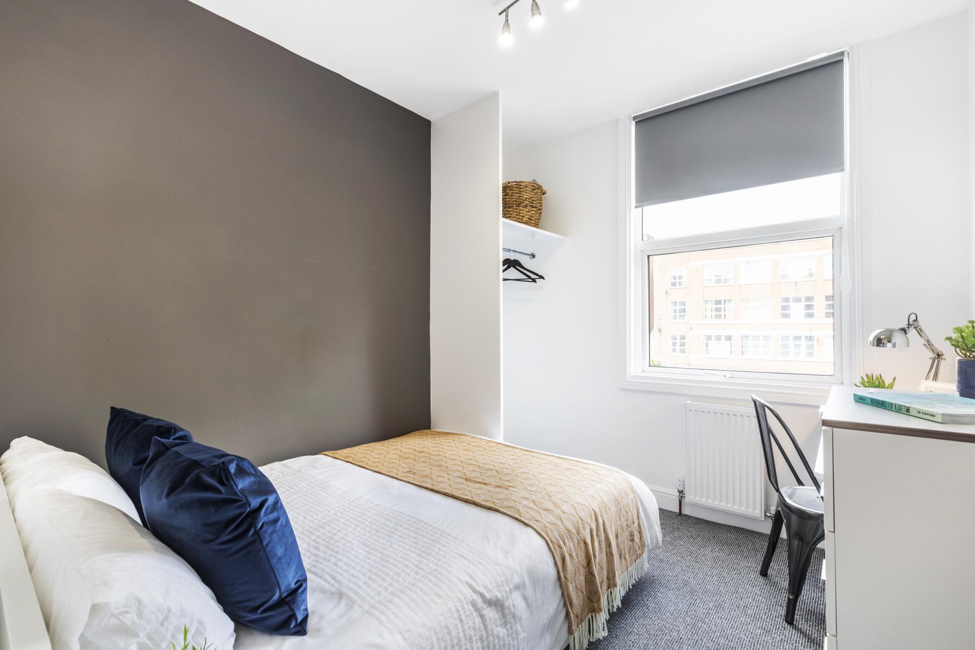 Room Winfield Place in Leeds