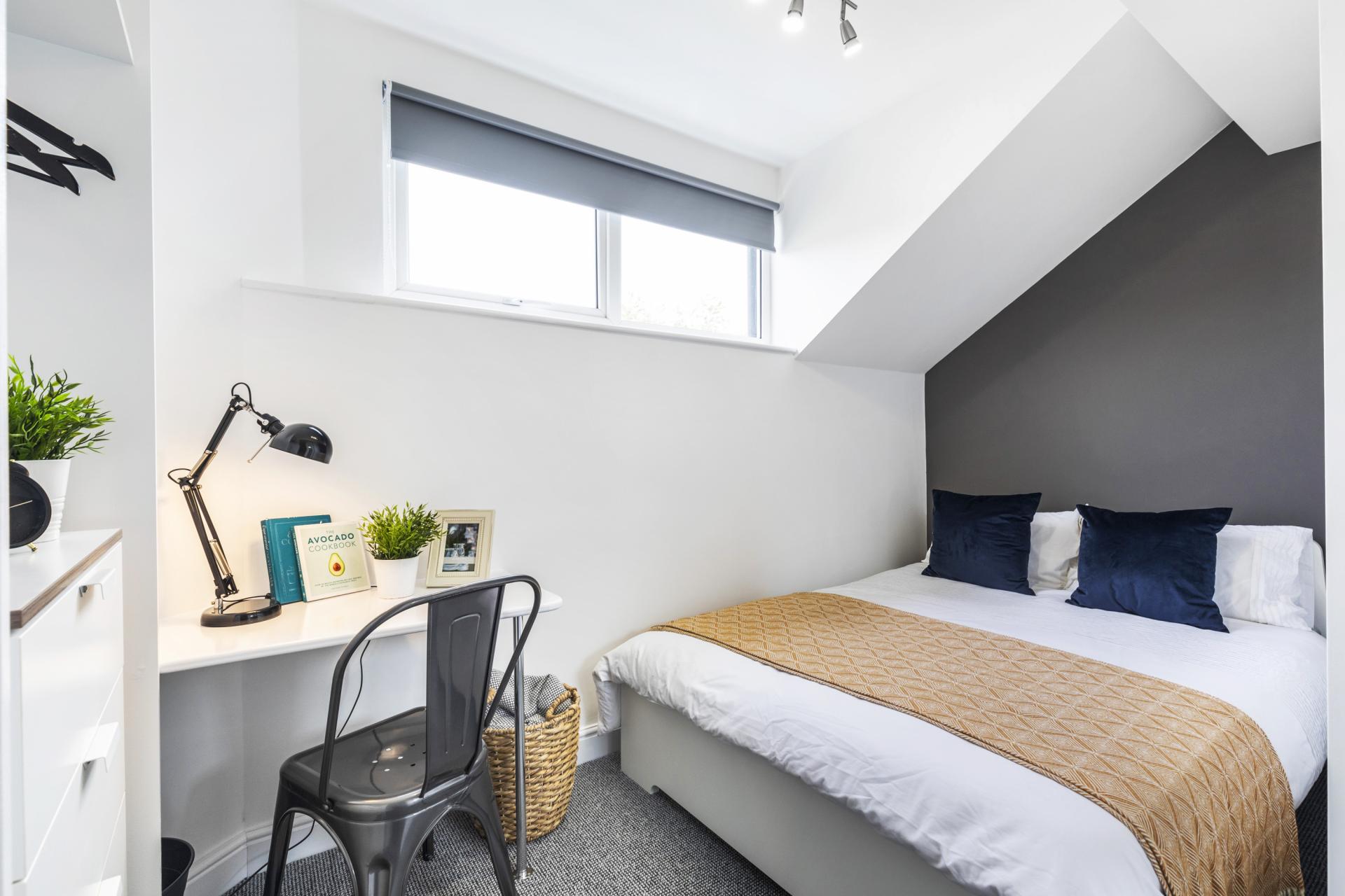 Room Winfield Place in Leeds