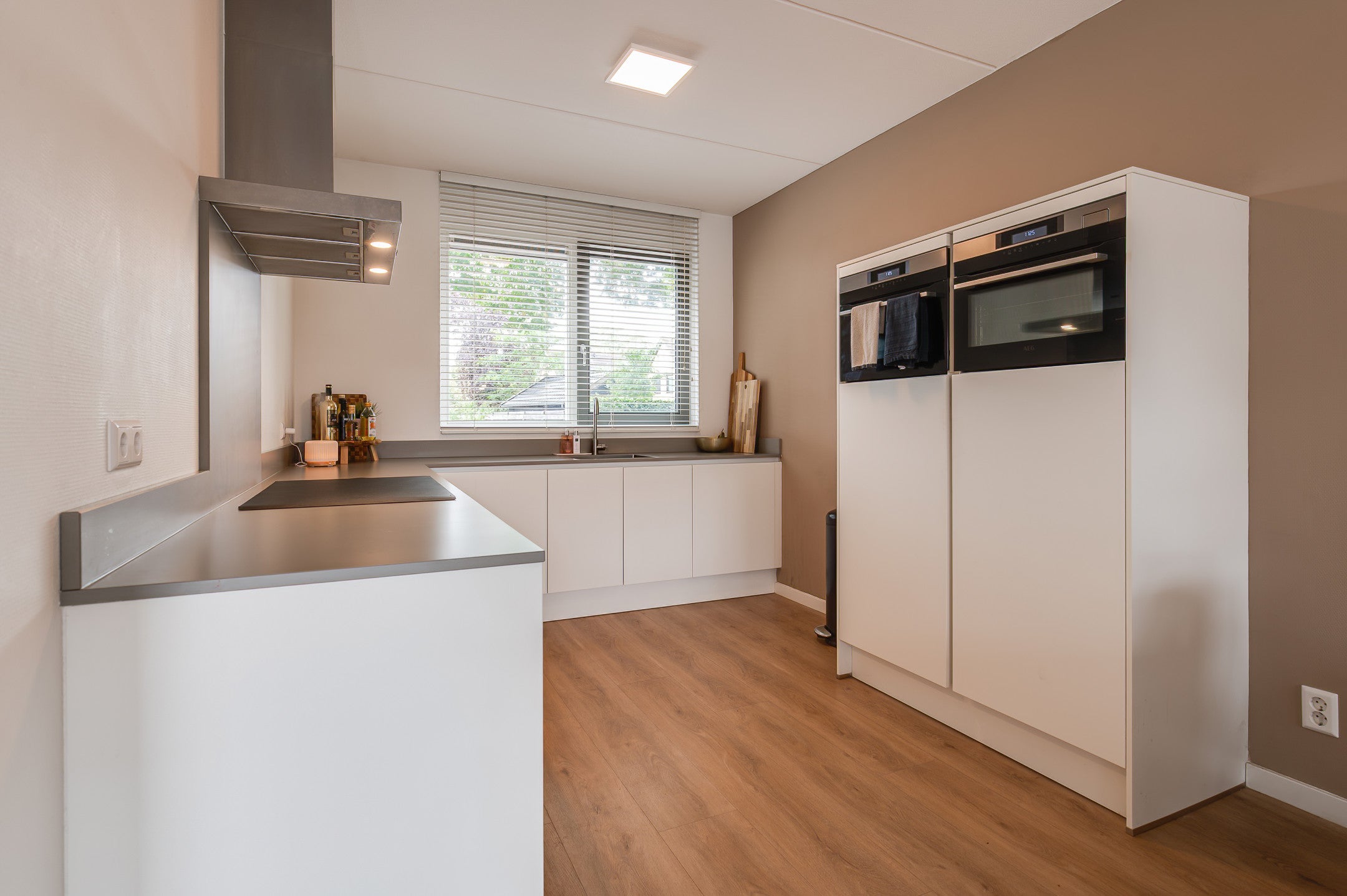 Tussenwoning te koop: Wijsenbeekweg 12, Culemborg