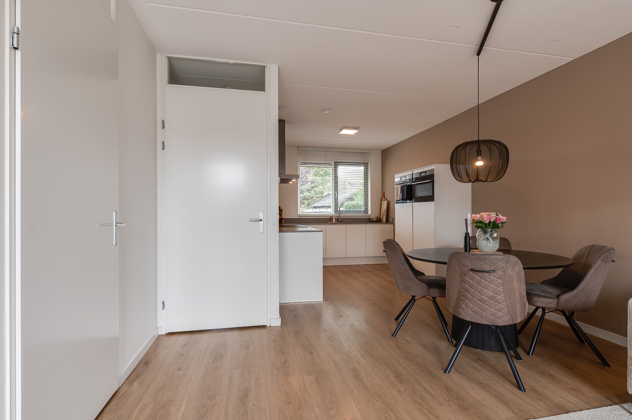 Tussenwoning te koop: Wijsenbeekweg 12, Culemborg