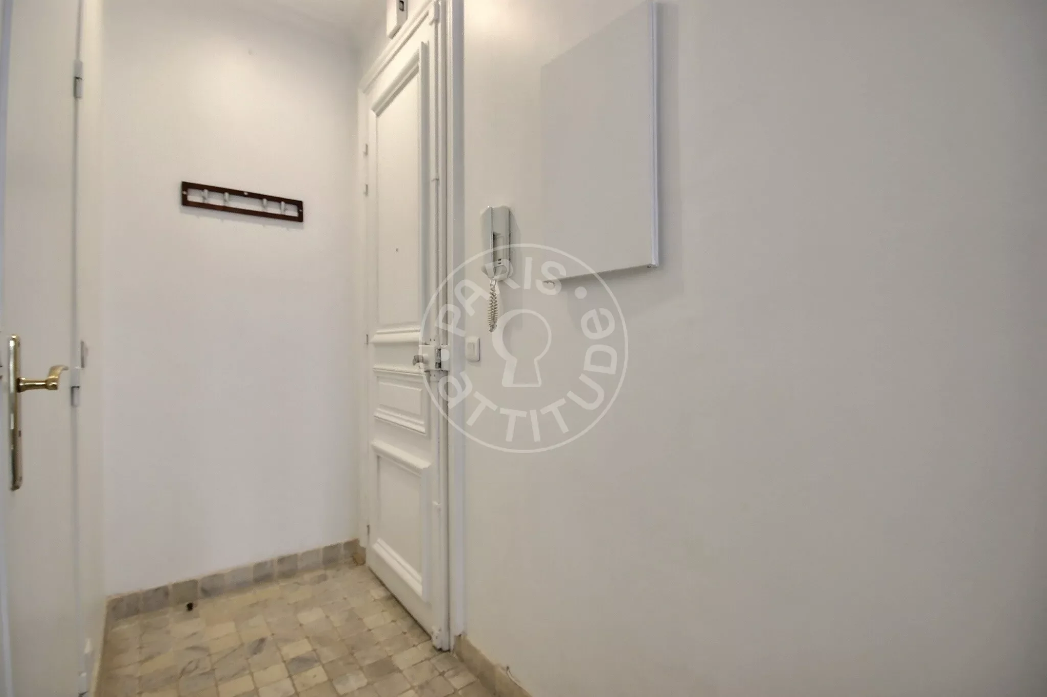 Flat Rue du Conservatoire in Paris