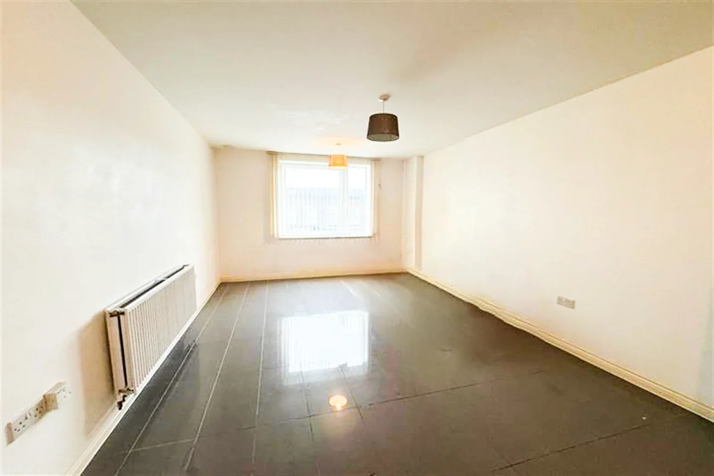 Flat London Road in Greater London