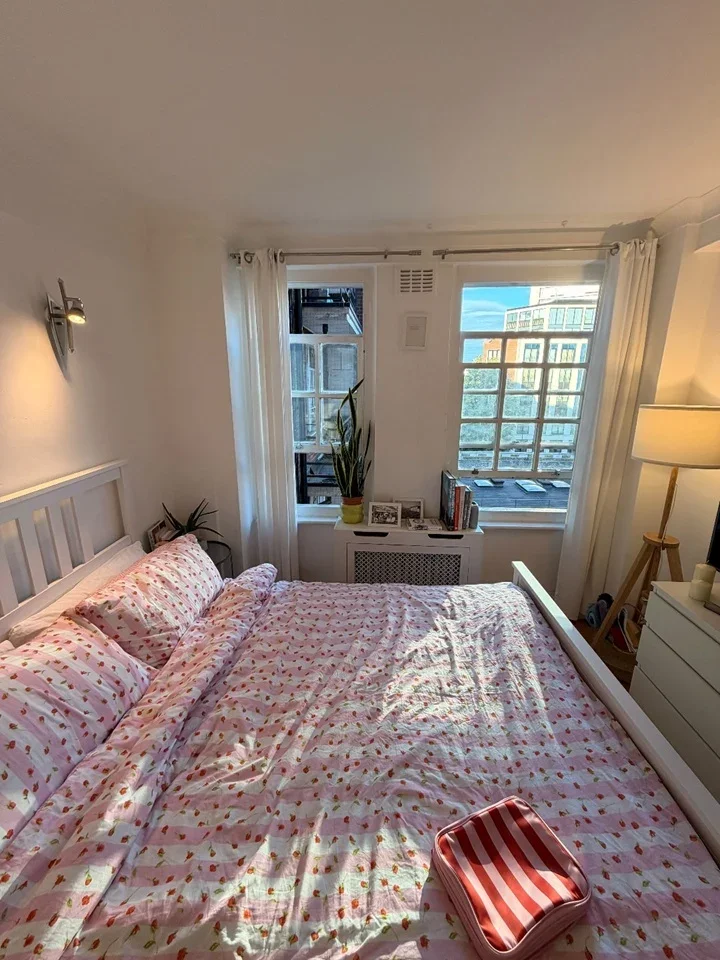 Room Kendal Street in City of Westminster