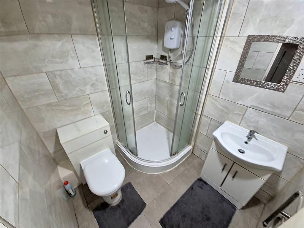 Flat Upper Bond Street in Hinckley and Bosworth