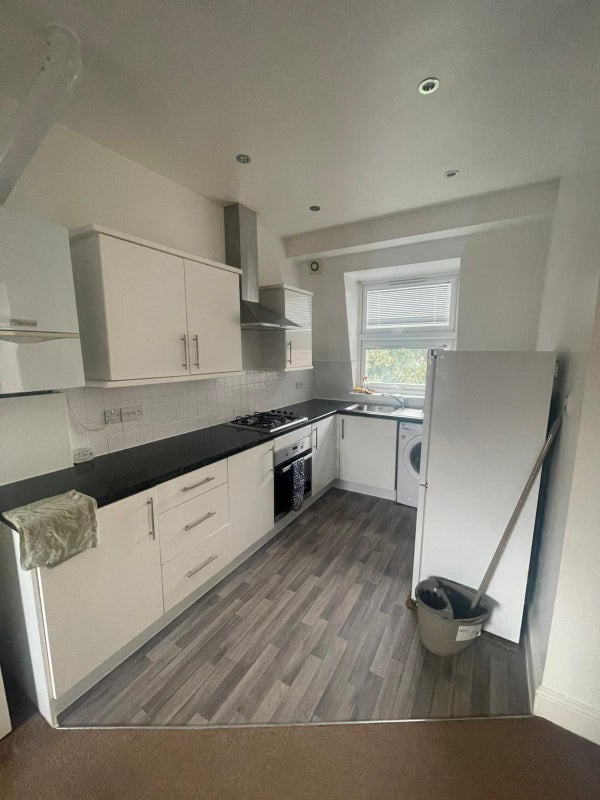 Room Granville Road in Greater London