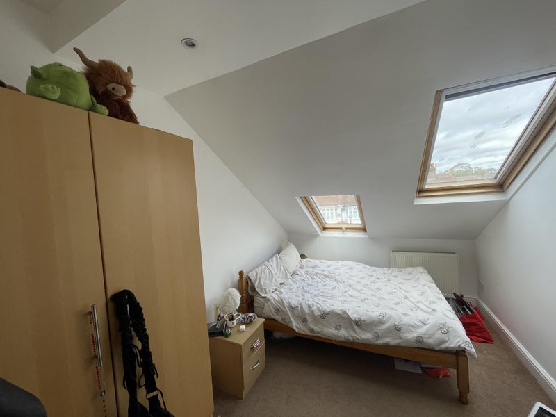 Room Granville Road in Greater London