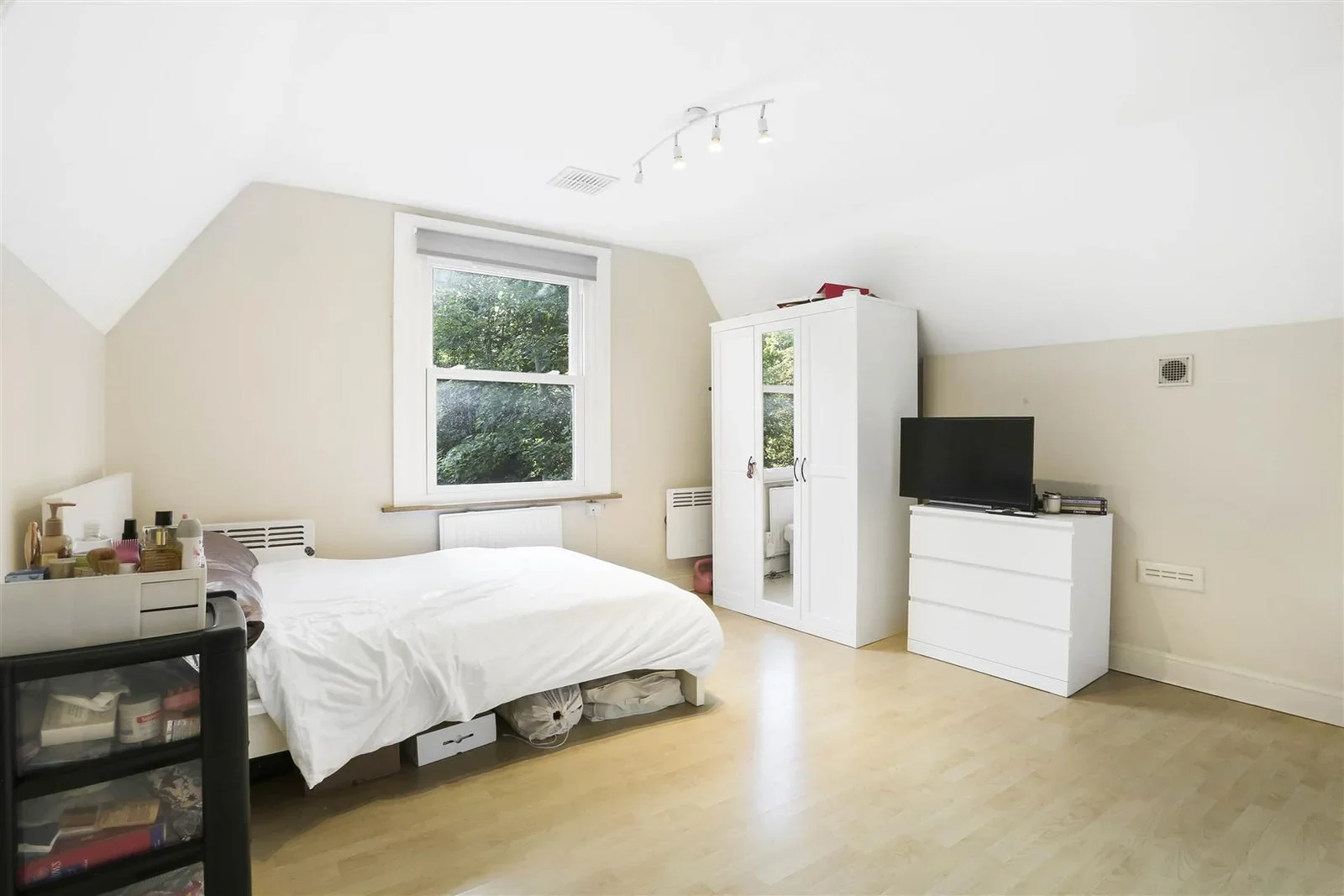 Flat Brighton Road in Greater London