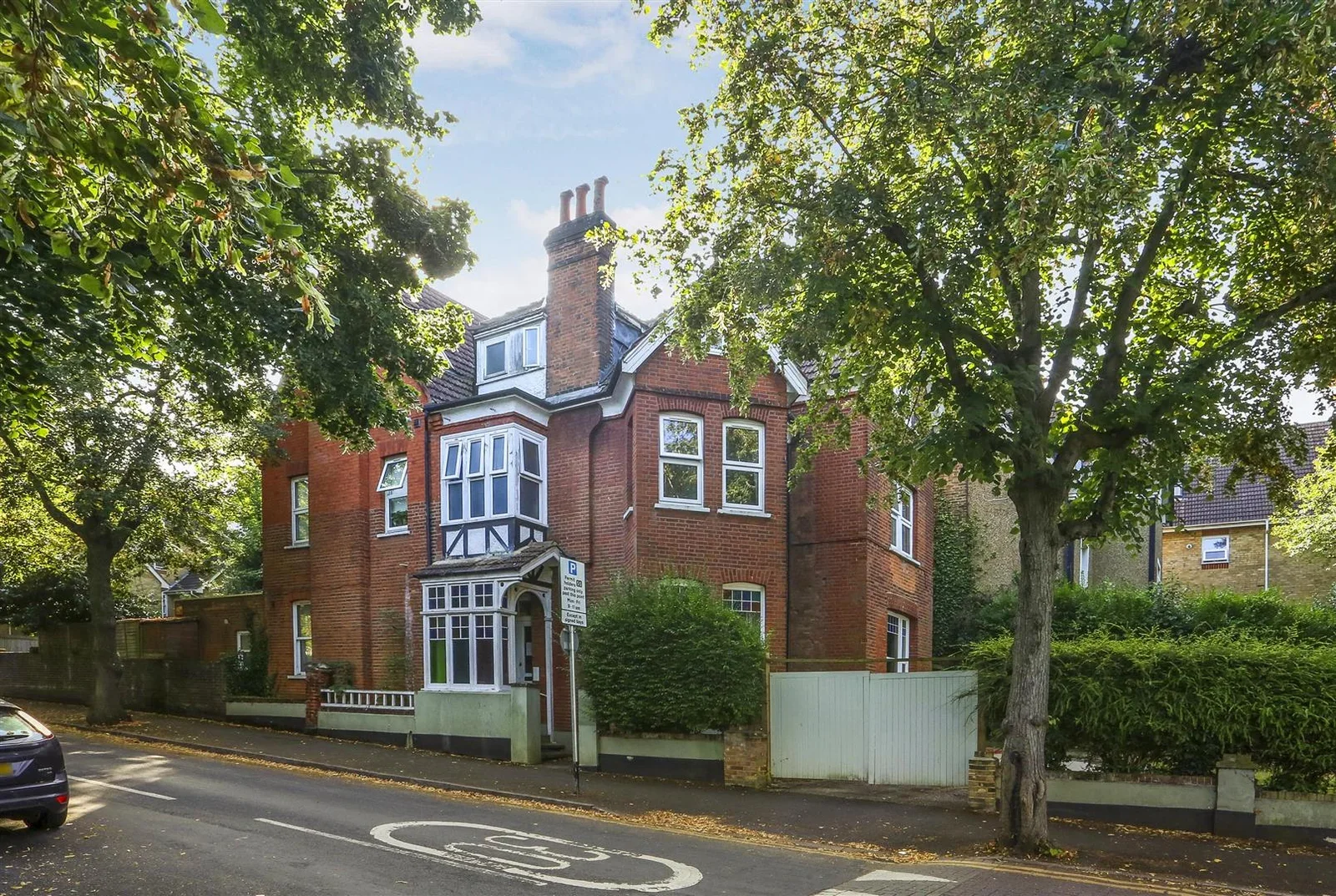 Flat Brighton Road in Greater London