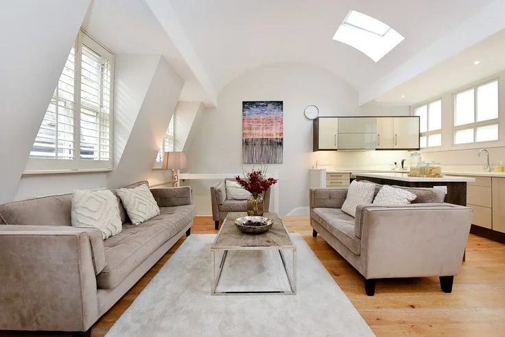 House Stanhope Mews West in Greater London