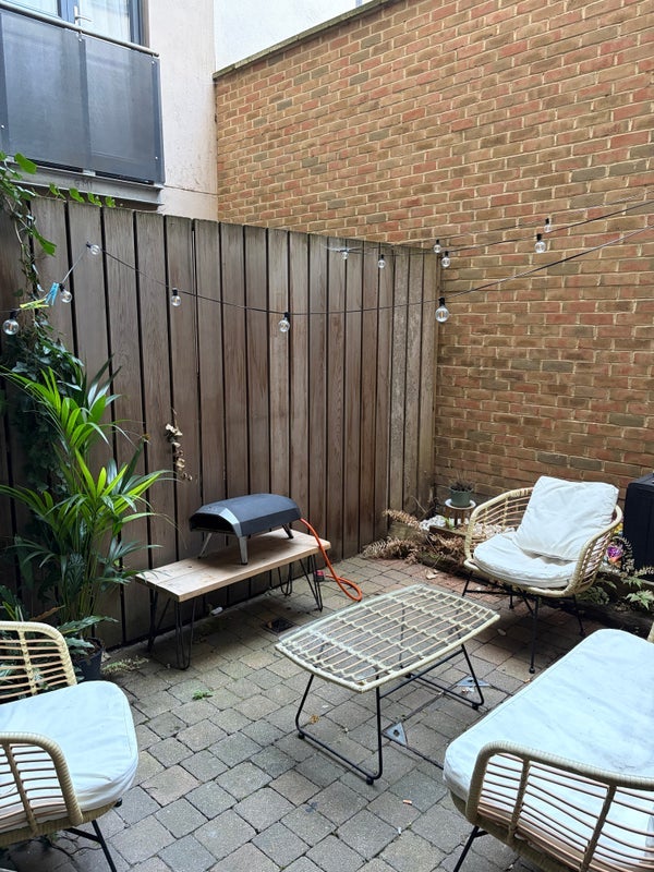 Room Tyssen Street in Greater London