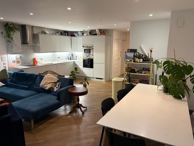 Room Tyssen Street in Greater London