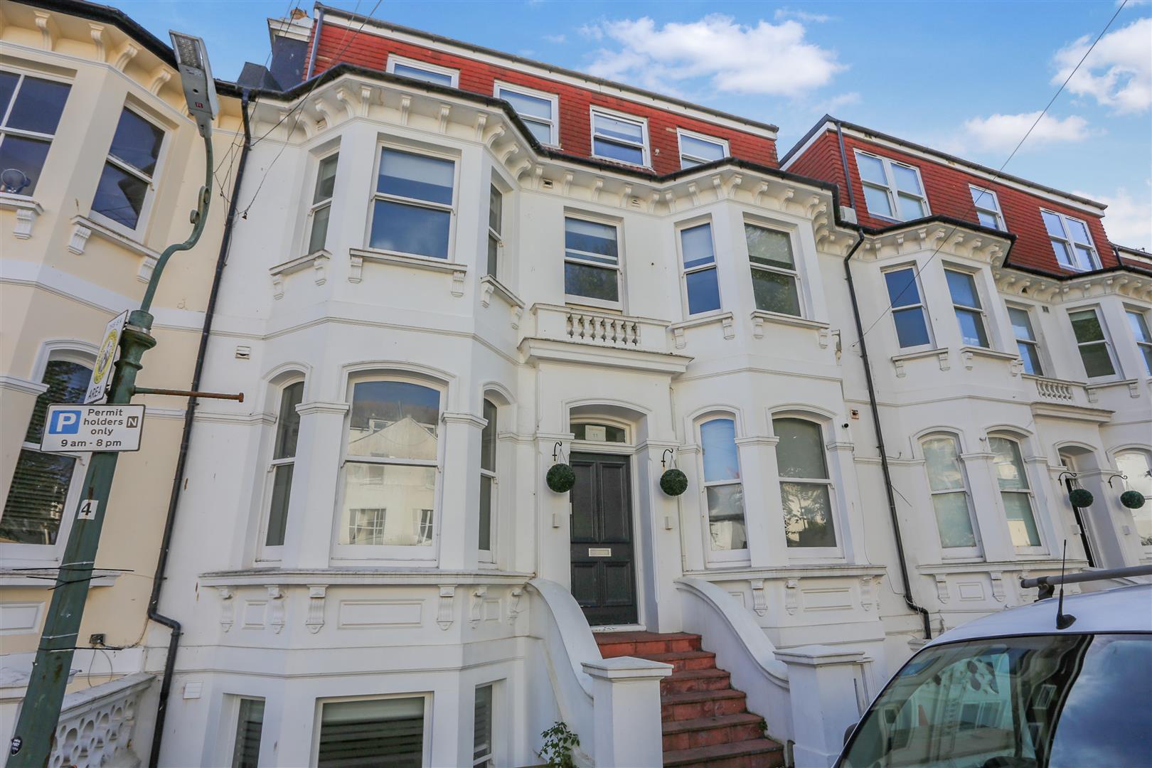 Room Seafield Road in Portslade by Sea