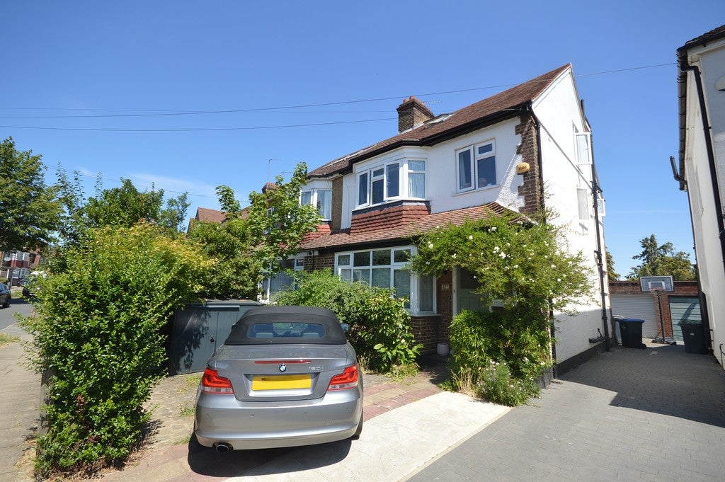 House Allonby Gardens in Greater London